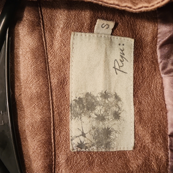 Ryu leather pleat jacket - Picture 4 of 4